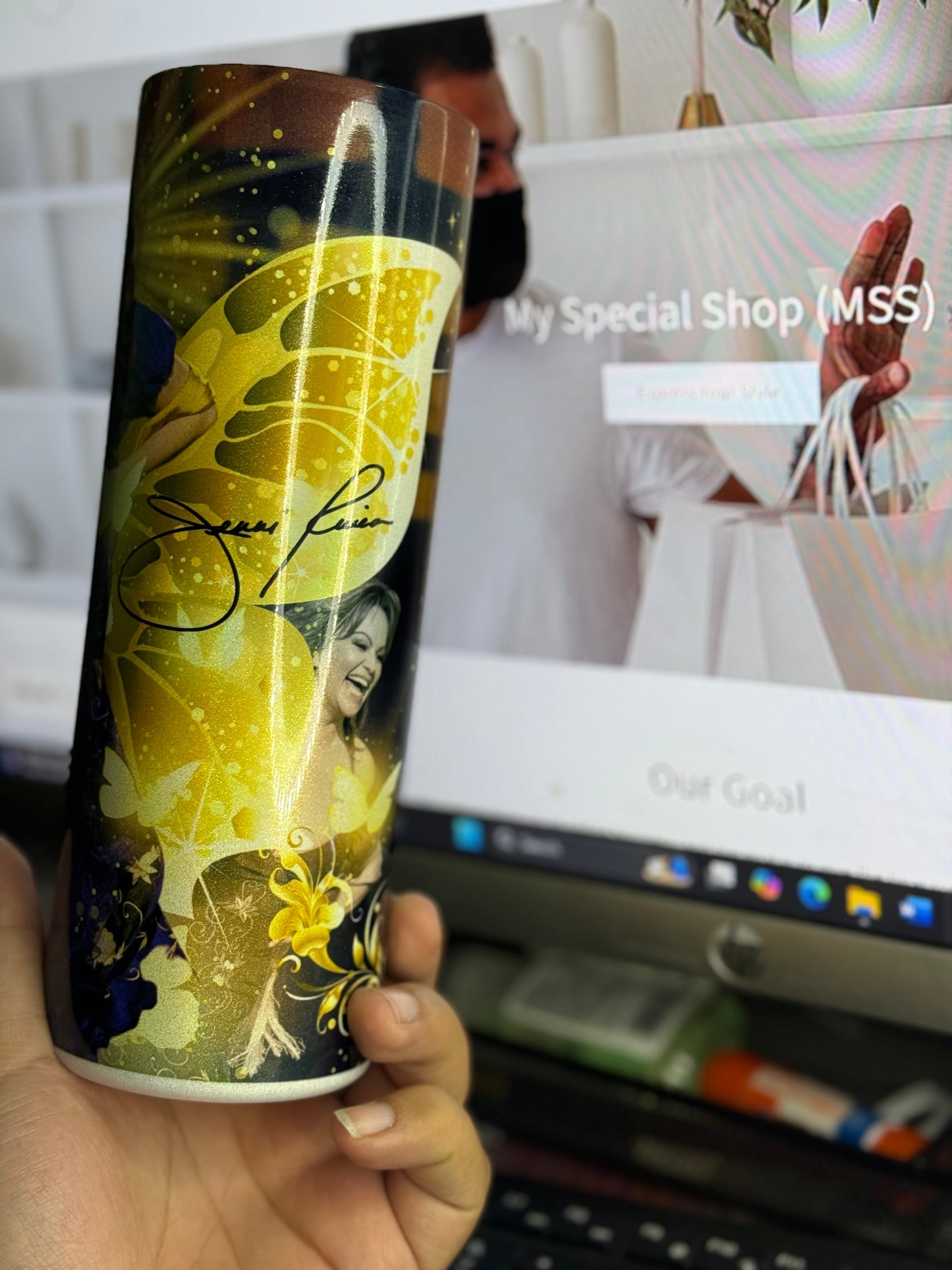 Jenni Rivera glitter Tumblr | La Jenni | La Diva | Mariposa | 20oz | sublimated (Copy) My Special Shop